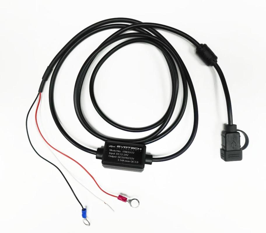USB Ladegerät von Evotech Performance